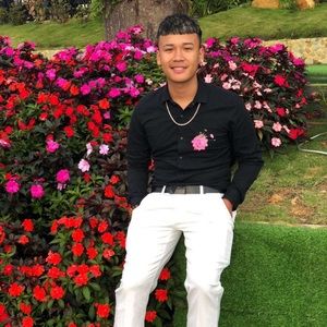 Meet your Posher, Henry